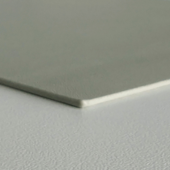 kela Edel 12658 | Asymmetrische Kunstleder Platzmatte